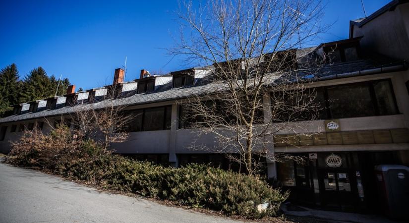 9 millió forinttal drágult meg velemi Avar Szálló átépítésének költsége, plusz fákat is ki kell vágni