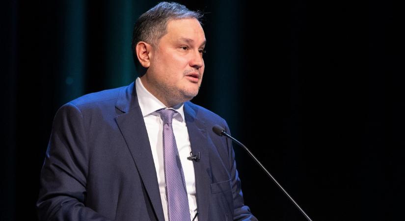 Gigaberuházást lengetett be Nagy Márton: új kínai autógyár jöhet Magyarországra