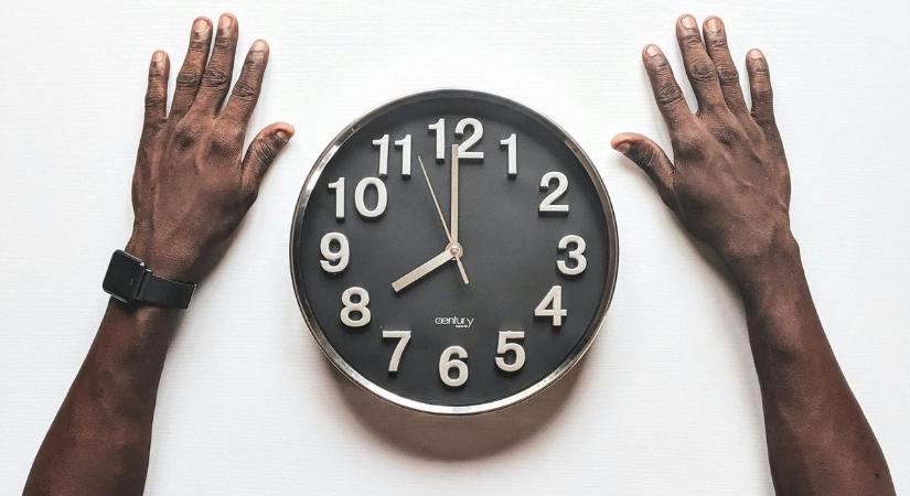 Besétált a barlangba, és megszűnt az idő: Ez történt azzal az emberrel, aki időérzék nélkül élt egy barlangban