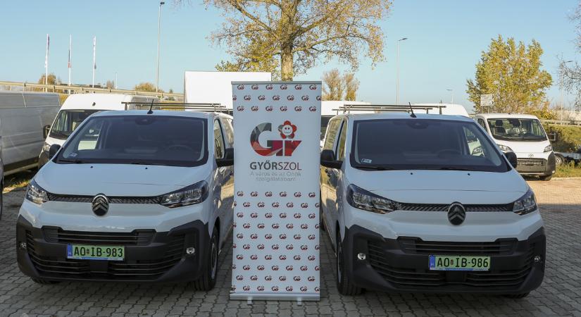 Zöldül a Győr-Szol járműparkja – Kilenc új elektromos kisteherautó áll szolgálatba