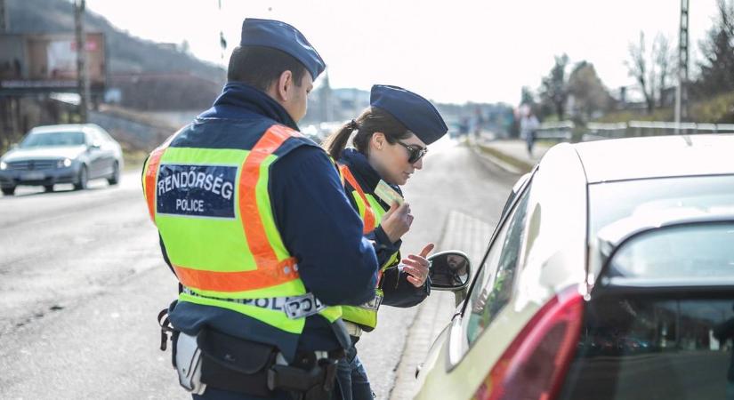 Jogosítvány nélkül, ittasan: Szentlőrincen kapcsolták le a szekszárdi ámokfutót