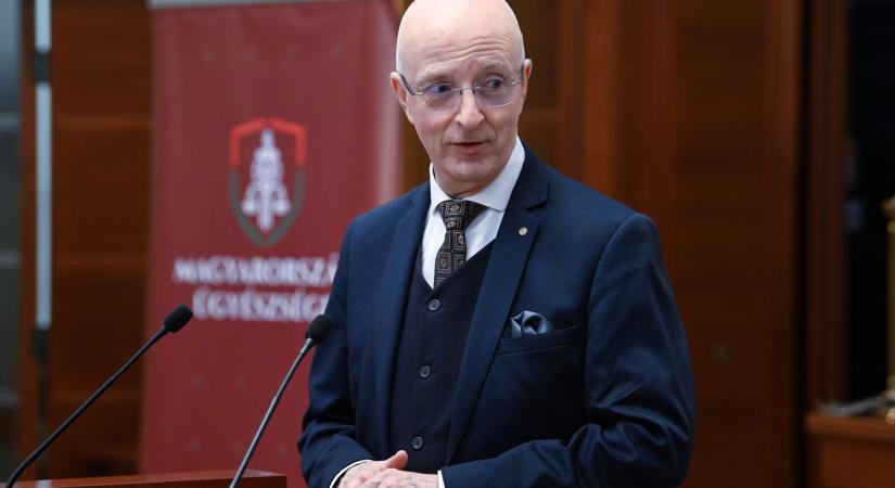 Magyar Péter: A Kúria elnöke a bírókat fenyegeti