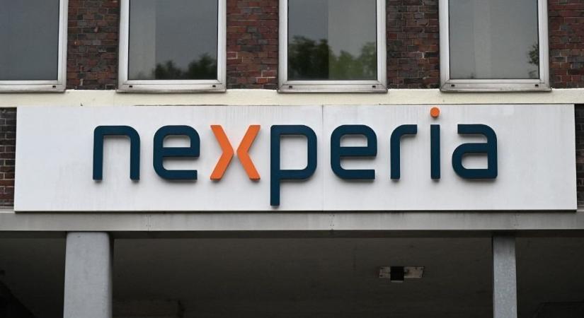 Fellélegezhet az európai autóipar: a holland kormány hátraarcot fújt a Nexperia-ügyben, érkeznek a csipek