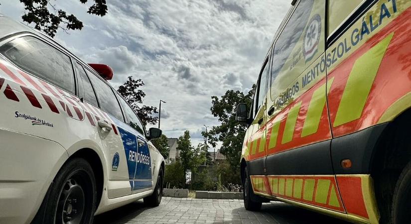 Mentősökre támadt egy nő Budapesten, a rendőröknek kellett megfékezniük