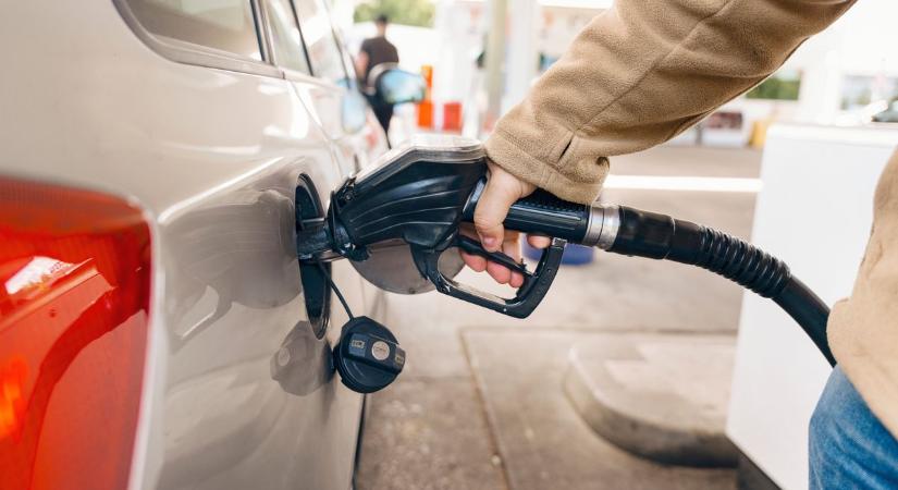 Még most tankoljunk, hamarosan újra drágul az üzemanyag