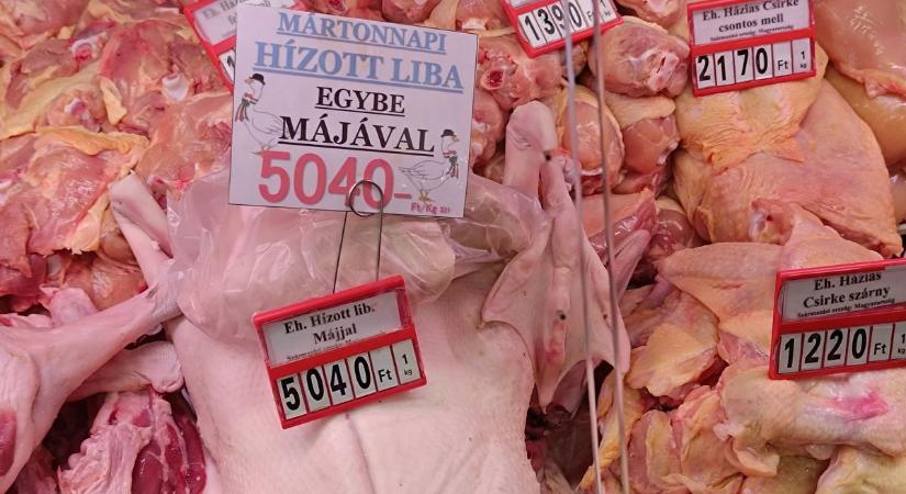 Márton-napi libák a dunaújvárosi piacon