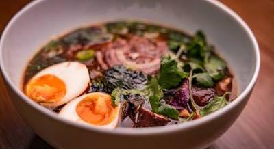 Új fejezet a ZEN Eatery történetében – Vietnám újhullámos ízei a Liszt Ferenc térre költöztek