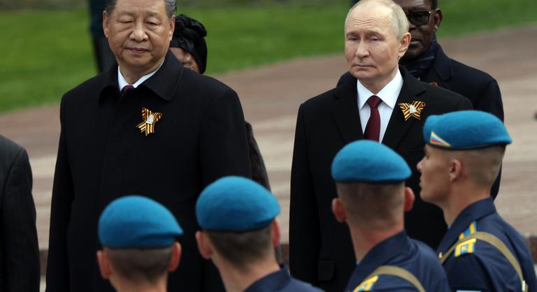 Vlagyimir Putyin lett Kína csendes vazallusa