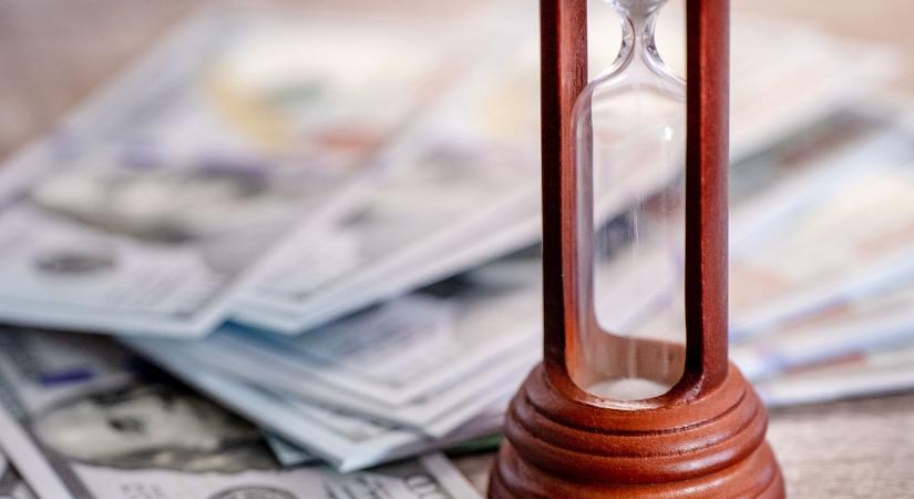 14. havi nyugdíj: újabb részleteket árult el a minisztérium