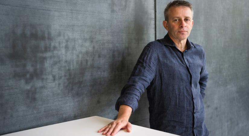 A jövőnket is átrajzolhatja, ha belátjuk, hogy hazudtunk magunknak az emberiség hajnaláról