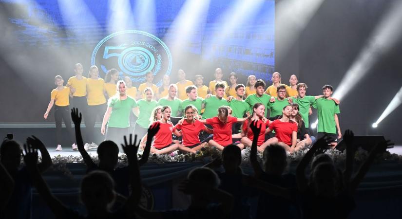 A Móra-iskola 50 éve alatt két igazgató vezette az ikonikus magyaróvári intézményt - fotók