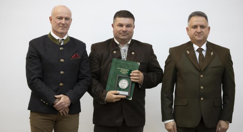 A vadászat a felelősségről és a közösségről szó