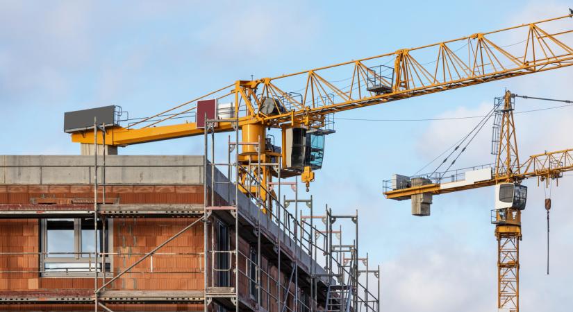 Jöhet az áttörés az újlakásárakban és -finanszírozásban?  Minden szempár a társasházi építményjogon