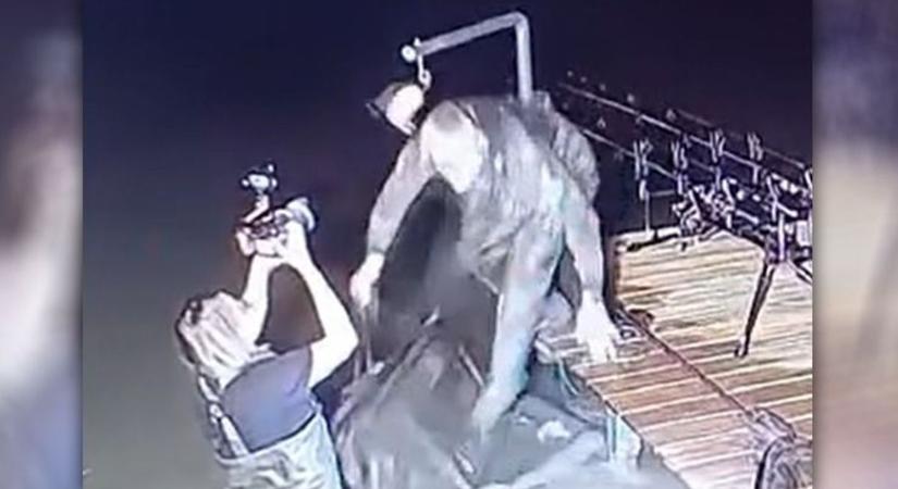 Majdnem brutális tragédia történt Szabolcs határában – elképesztő, mit úszott meg a horgász, felvette a kamera