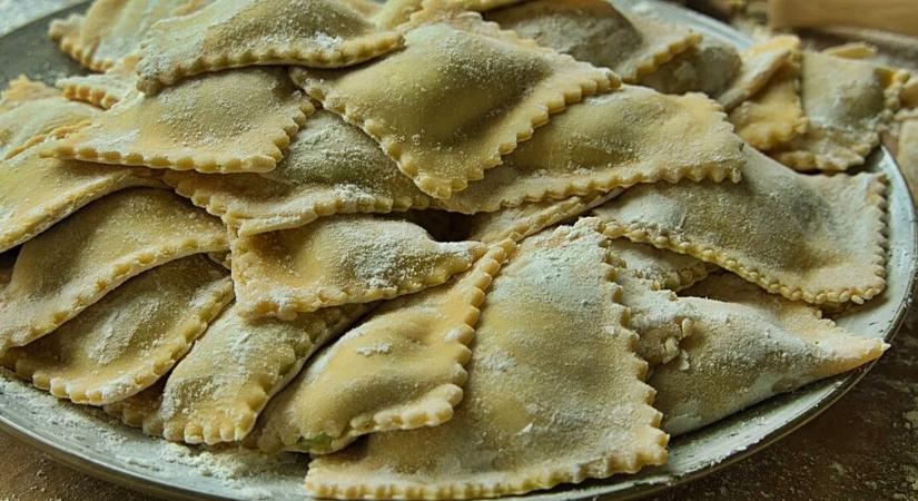 60 éve így készítette nagymamám a derelyét: az igazi őszi töltött derelye receptje