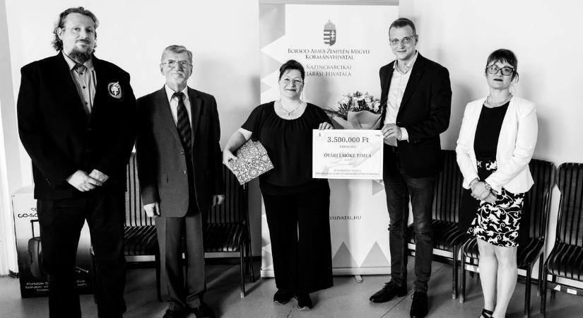 A közszolgálat példaképe távozott Kazincbarcikán