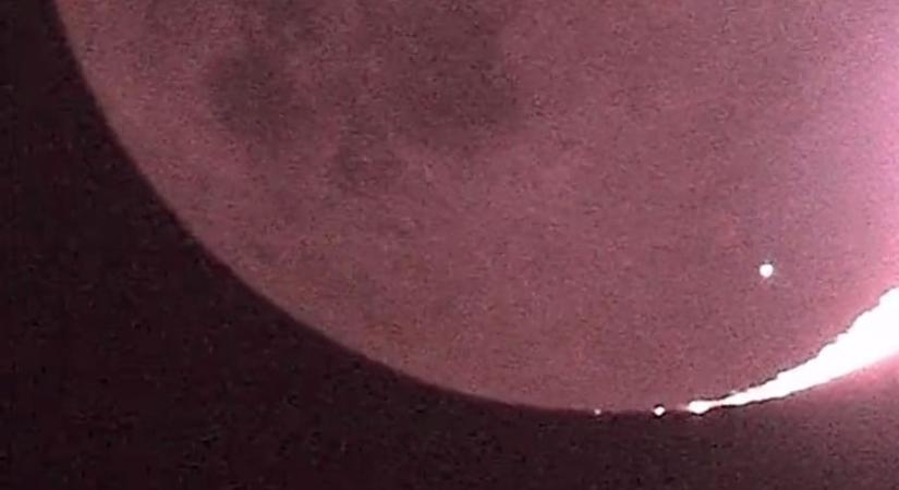 Két nap alatt két meteor is becsapódott a Holdba, sikerült az egészet felvenni – videó