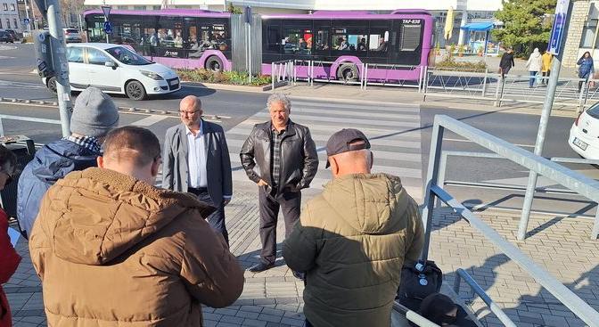 KÖRFORGALOM – Győztek a civilek