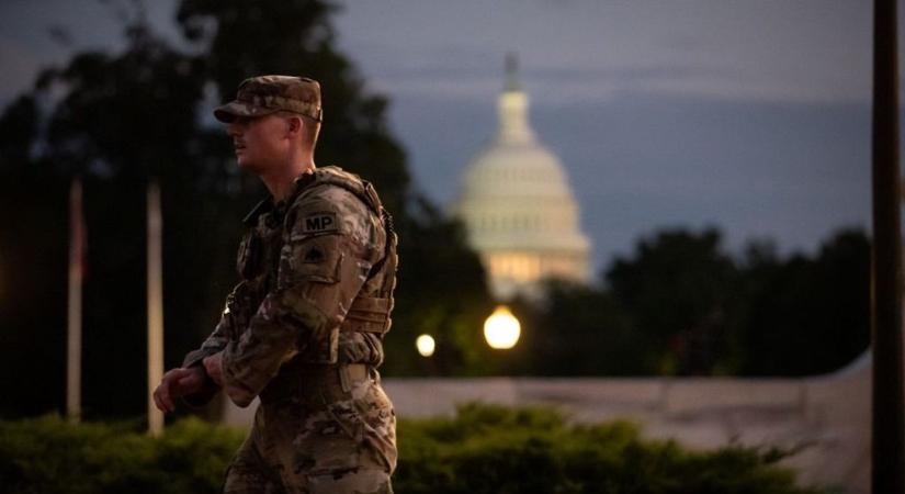 Megígérték, megcsinálják: több tízezer bűnözőt raknak ki az Egyesült Államokból