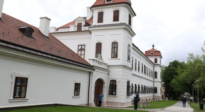 Kiderült, mi lesz Tata szerepe az Esterházy-kastély jövőjében!