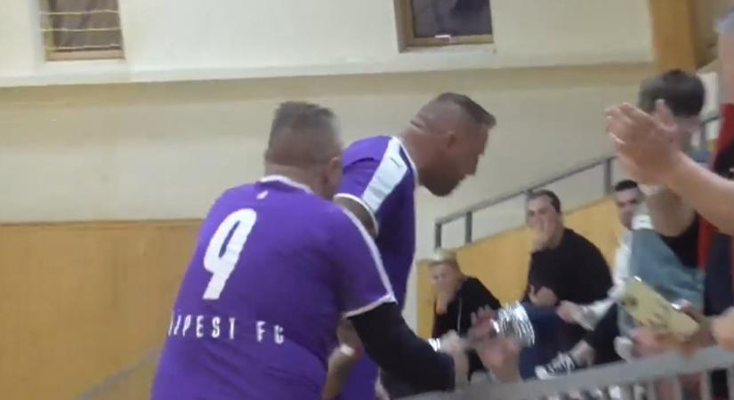 Curtis bocsánatot kért a szurkolótól, akit megütött és alkoholistának nevezett a focitornán