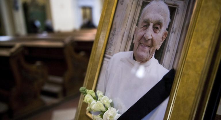 Alkotói pályázatot hirdettek Olofsson Placid atya emlékére középiskolásoknak