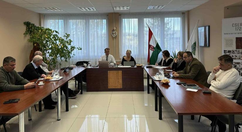 Harmincmillió forint: Újabb beruházások kezdődhetnek el