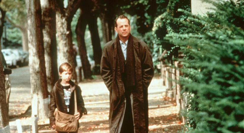 Bruce Willis 100 millió dollárt keresett ezzel a hátborzongató filmmel