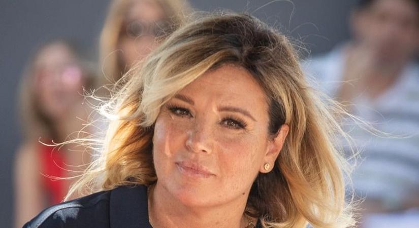 Hatalmas mosollyal az arcán tudatta a hírt Liptai Claudia: megkapta a férjétől, amire vágyott