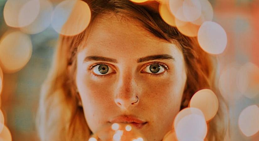 Napi horoszkóp 2025. november 8: fordulatot hoz a mai nap, ezt üzenik a csillagok minden jegynek