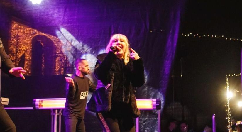 Retró kvíz: tudod ki énekli ezeket az ikonikus magyar slágereket?