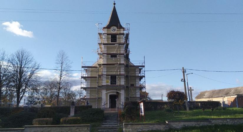 Szépítik a bélapátfalvi templomot