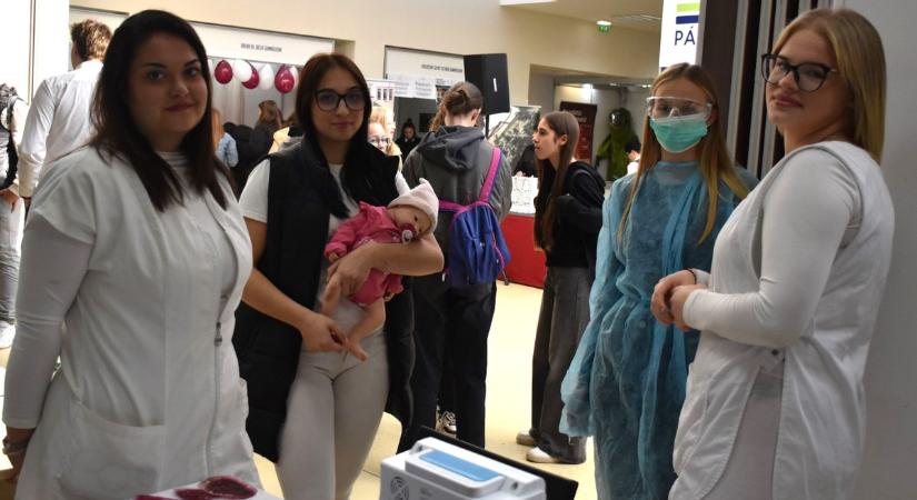 Jövőd a tét – hatalmas volt az érdeklődés a pályaválasztási kiállításon – fotók