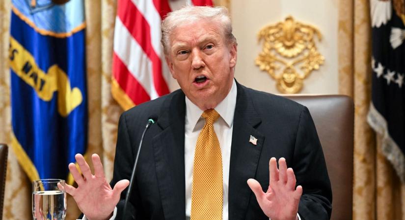 Trump kemény üzenetet küldött Brüsszelnek: „Orbánnak igaza volt a migráció kapcsán”