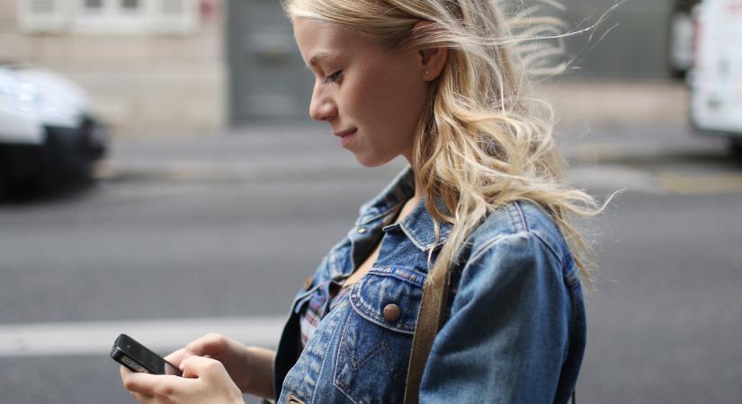 Így értelmezi a pszichológus, ha csak annyit ír valaki: oké