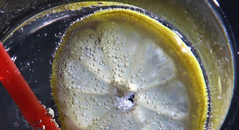 Felejtsd el! Akadályozhatja a fogyást a cukormentes üdítő, és ezt a fontos szervet is károsíthatja