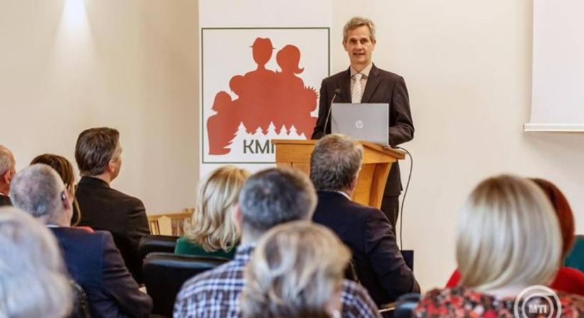 Beneda Attila: az élet még nehéz körülmények között is utat tör magának