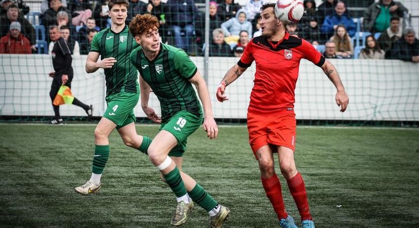 Szombati fociprogram: NB III.-as meccs Hatvanban, városi derbi Gyöngyösön