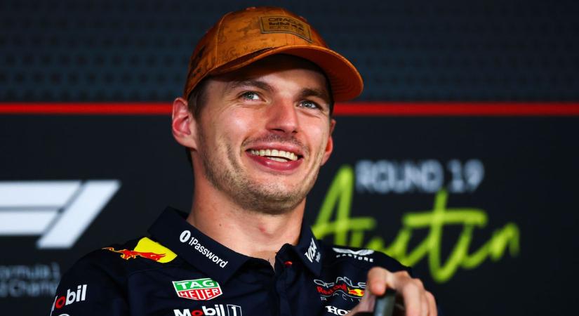 Verstappen mindent bevet a címvédésért, Hamilton segítségét kéri