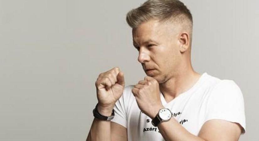 Péter azt találta mondani, hogy a miniszterelnök „Washingtonban kuncsorog” Trumpnál