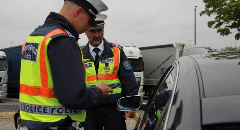 Igazoltatáskor bukott le egy hajdúszoboszlói díler