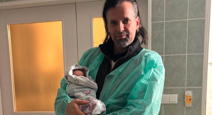 Fejes Tamás belépett a lányos apák táborába