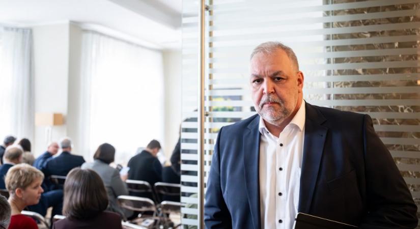 A Békemeneten vonult a Ringier vezérigazgatója, aki a Blikk eladása után is a helyén maradhatott