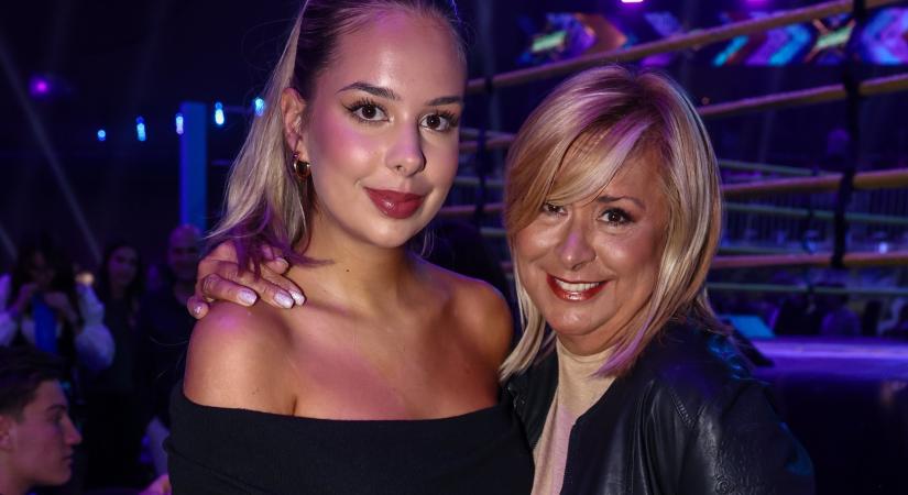 Szulák Andrea 18 éves lánya gyönyörű nő lett – Rozina közös képen pózol édesanyjával