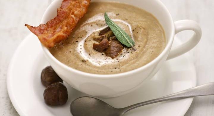 Selymes gesztenyekrémleves: nem csak ünnepi alkalmakra