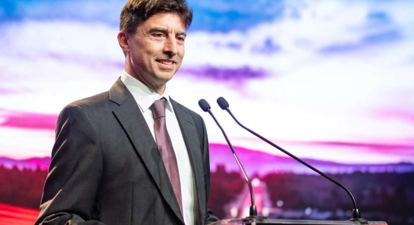 Elindult a termelés a Magna új vecsési üzemében – több száz munkahelyet teremt a beruházás