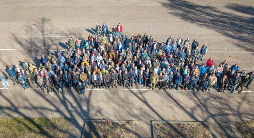 Három évtized hídjai: IFOR–SFOR bajtársi találkozót tartottak Szentesen