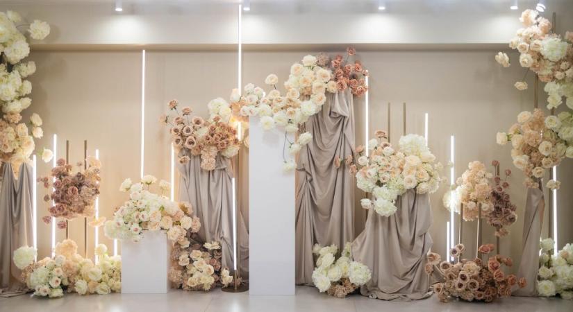 Káosz az esküvőn – olyan rossz lett a nagymama esküvői tortája, hogy fel sem vágták