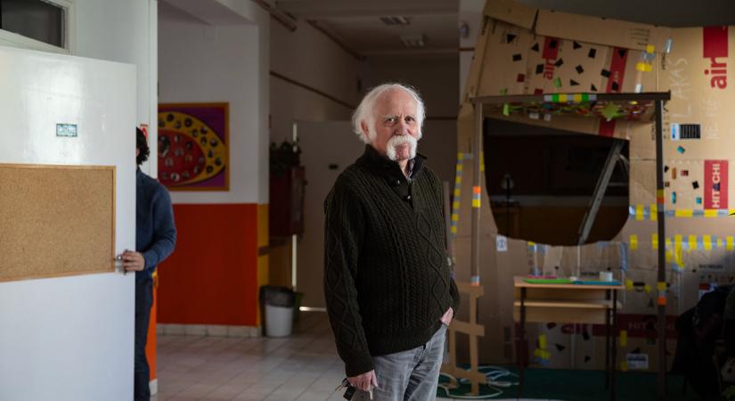 A közoktatásban ezeket a gyerekeket sajátos nevelési igényűeknek neveznék, a Zöld Kakas Líceumban viszont atipikus tehetségekként tekintenek rájuk