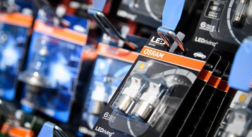 Furcsa közúti ellenőrzés: új papírt kérhet a rendőr, ha gond van, azonnal megbüntethetnek